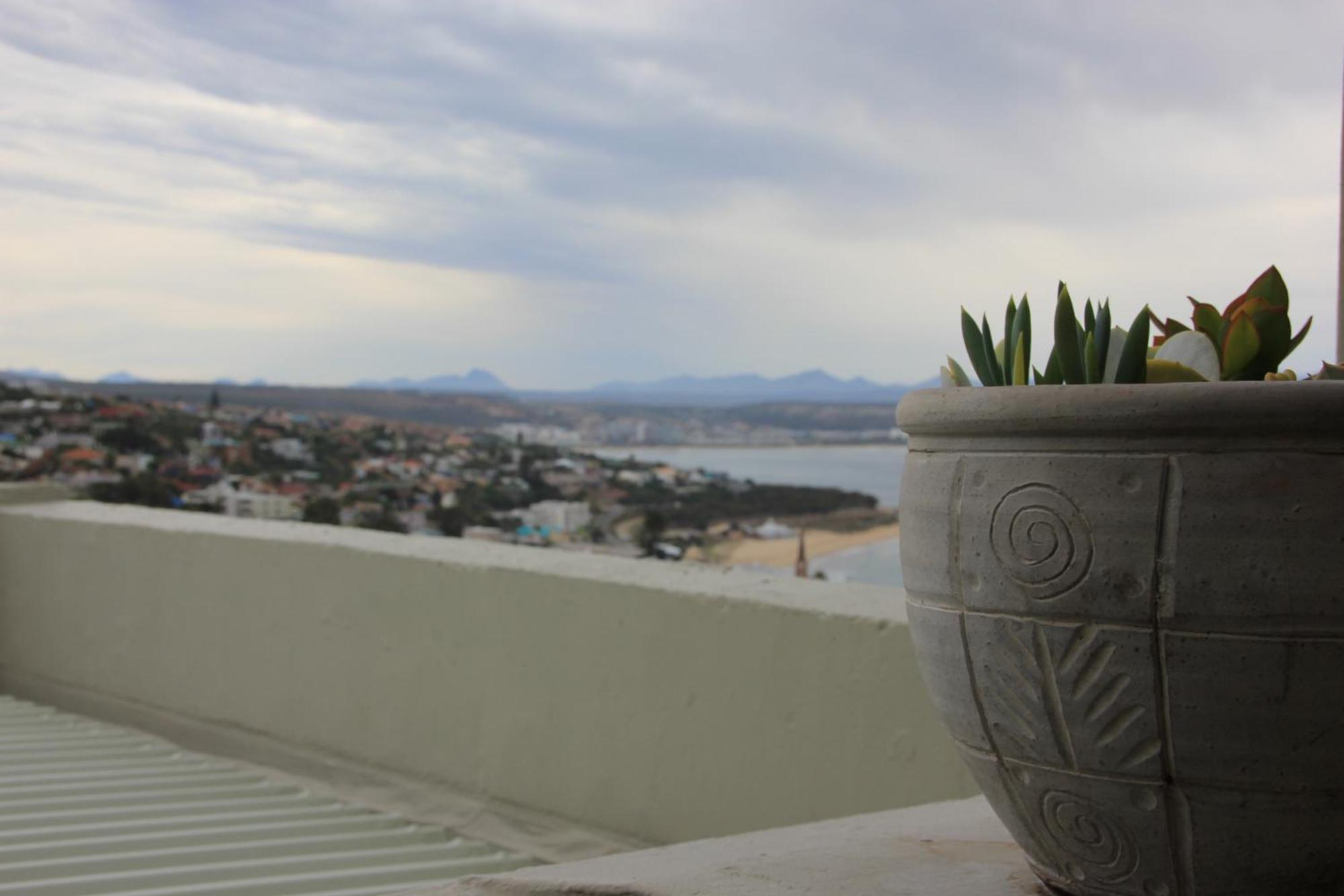 3Coloursblue Guest House Mossel Bay Eksteriør billede