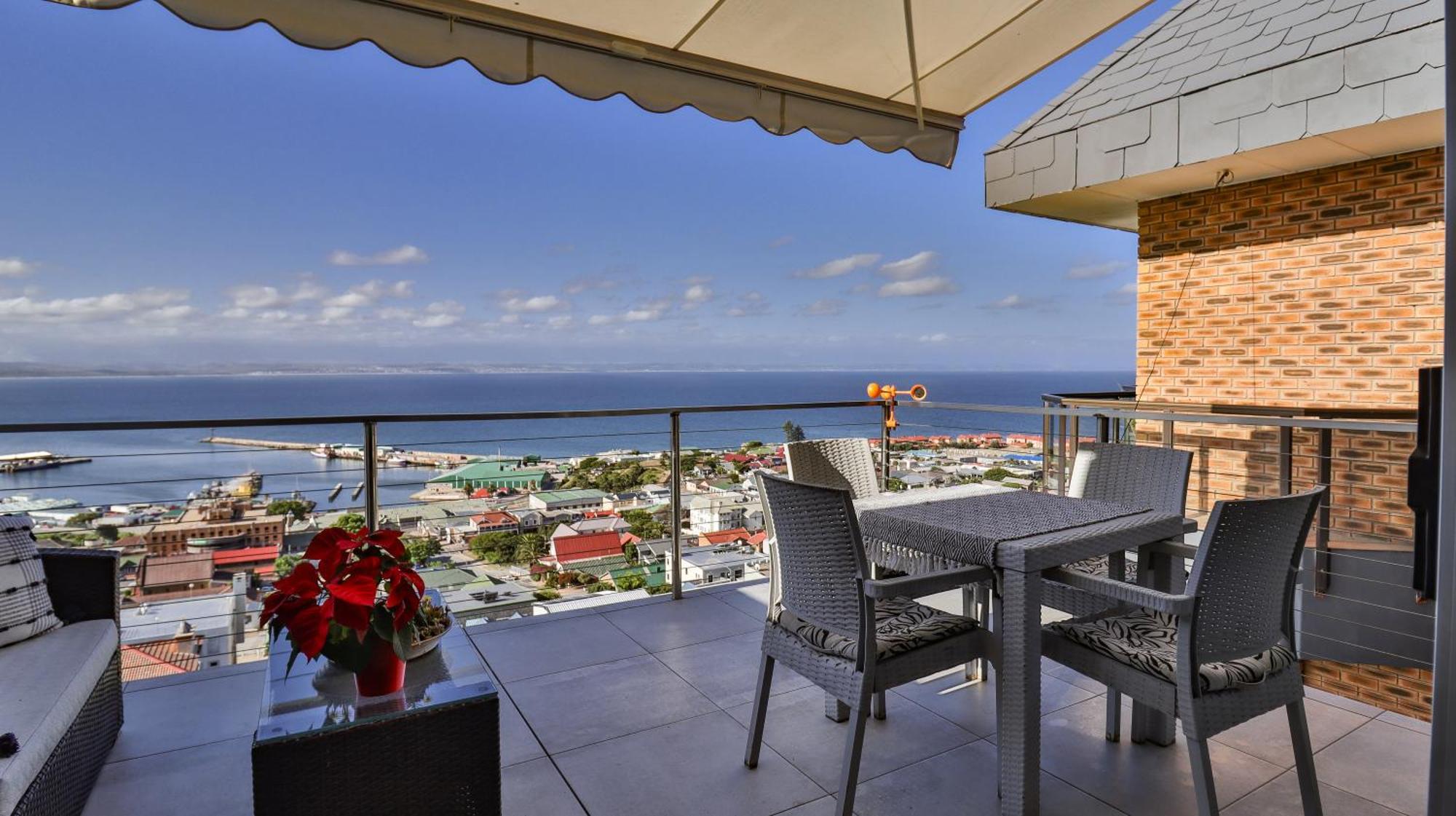 3Coloursblue Guest House Mossel Bay Eksteriør billede